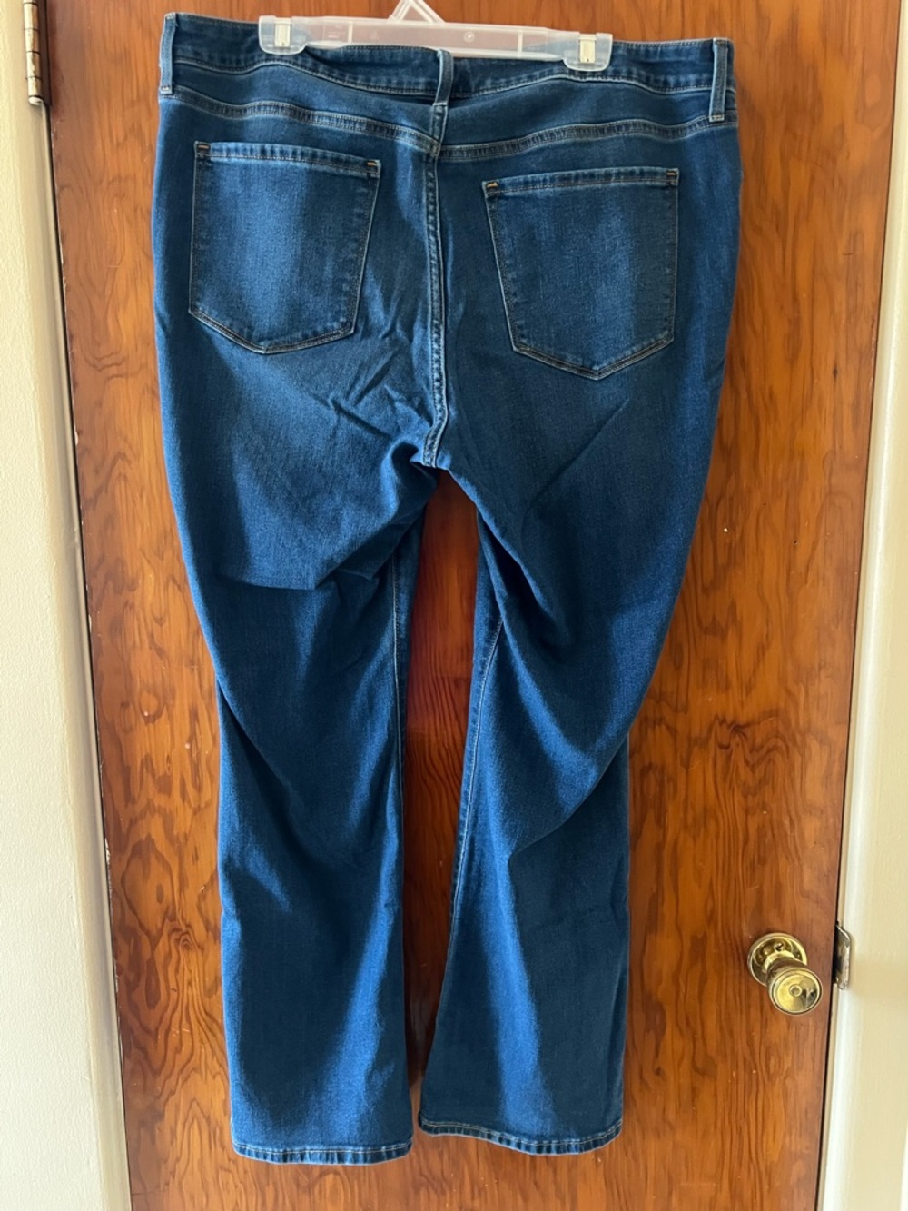 Old Navy Women’s Blue Bootcut Jeans Mid-Rise - Picture 2 of 5